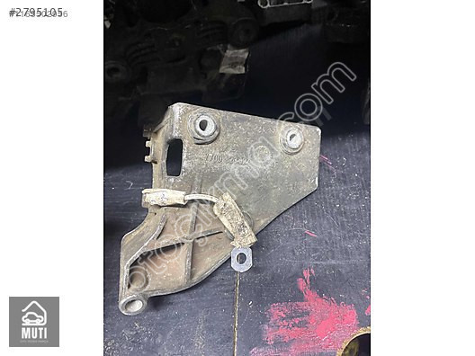 7700823124 Renault 19 Elektrikli Direksiyon Pompası Braketi