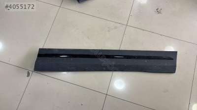 MERCEDES GLB W247 GLA H247 SAĞ ÖN KAPI BANDI 2477271501