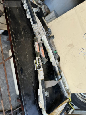 Toyota hilux 2011 den çıkma PERDE AIRBAG
