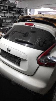 Nissan juke arka cam