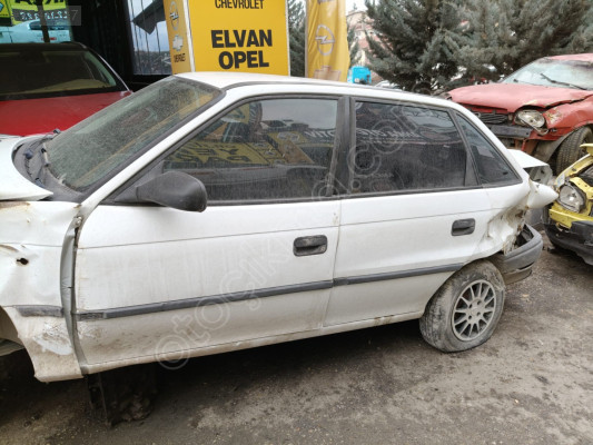 Opel Astra F Çıkma Sol Ön - Sol Arka Kapı - GM