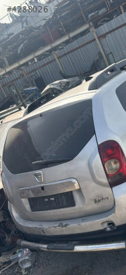 Dacia Duster Arka Bagaj Kapağı Çıkma Orjinal