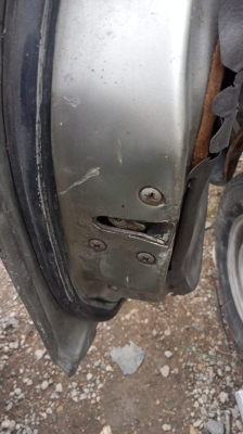 Nissan urvan sol kapı kilidi yedek parça