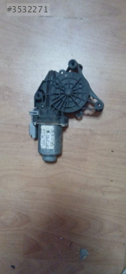 9677416880 Citroën clysée ön sağ cam krikosu