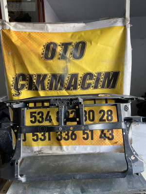 VOLKSWAGEN PASSAT B5 ÖN PANEL 3C0010409