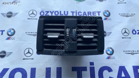 BMW F32-F33-F36 Arka Havalandırma Menfezi