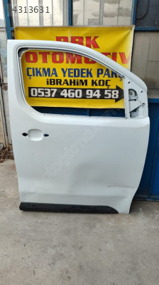 fiat scudo çıkma sağ ön kapı boş
