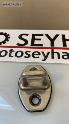 3C0837033C audi a3 2015 sağ ön kapı kilit karşılığı