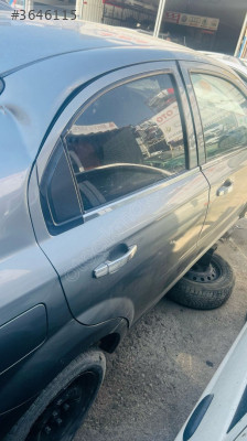 Chevrolet aveo 2008 model sedan sağ arka kapı orjinal