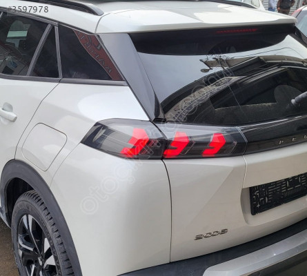 2023 Peugeot 2008 SOL ARKA STOP
