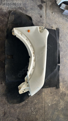 2005-2009 Ford Connect Beyaz Sağ Ön Çamurluk Orijinal Çıkma