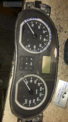 DACİA LOGAN 2005 1.6 8V BENZİNLİ KLİMALI KİLOMETRE SAATİ
