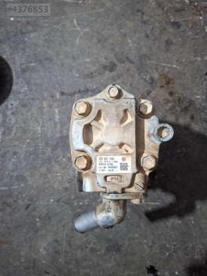 2H0422154A T5 T6 T7 AMAROK DİREKSİYON POMPASI