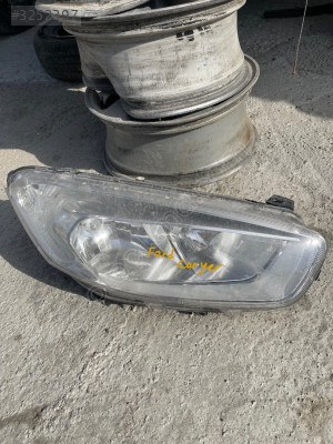 Ford courier sağ ön far