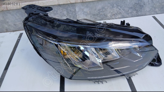 9855524880 Peugeot 2008 2021 2024 sağ far sıfır orijinal