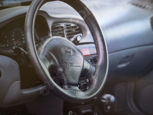 Hyundai  Elentra  Göğüslük