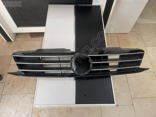 VW Caddy Modeli İçin Ön Panjur - Oto Çıkma Parçalar