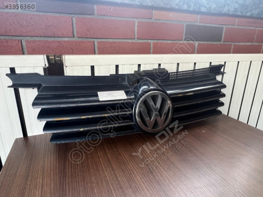 Volkswagen Jetta 1J5853655C Çıkma Ön Panjur 1999-2005