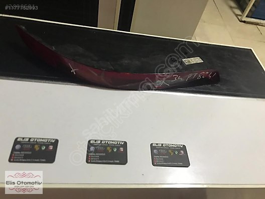 AUDİ Q3 SAĞ ARKA TAMPON REFLEKTÖRÜ