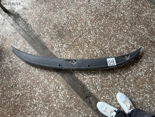 SKODA PİCK UP ÖN CAM IZGARASI ORJİNAL ÇIKMA TEMİZ ÜRÜN