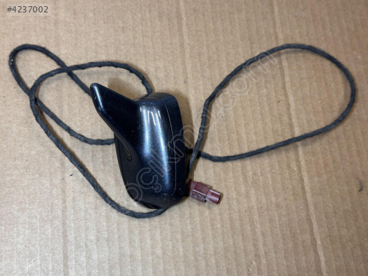 AUDİ A6 05-11 TAVAN ANTENİ 4F5035503F Z7R 4F5035503G GRU