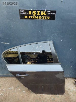 bmw 1kasa e87 sağ arka kapım çıkma orjinal dolu