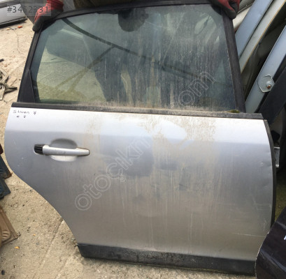 Citroen C4 2008-2010 Sedan Çıkma Sağ Arka Kapı