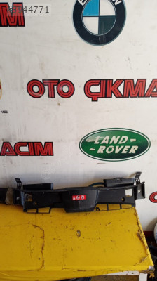 MERCEDES E SERİSİ W212 KASA ÖN PANEL ÜST PİLASTİĞİ (A2125000455)