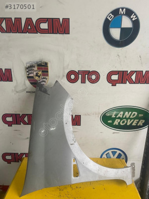 Dacia Sandero sağ çamurluk