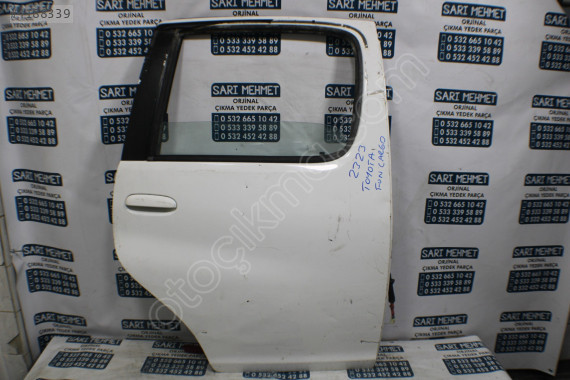 ÇIKMA TOYOTA FUN CARGO SAĞ ARKA KAPI 2323