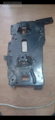 9815288480 Peugeot 3008 akü alt sacı