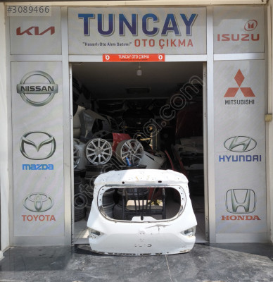 RENAULT CLİO 4 BAGAJ KAPISI ÇIKMA PARÇA ORJİNAL