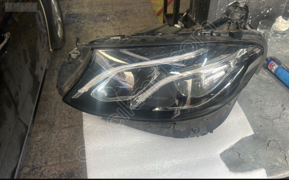 MERCEDES FAR SAĞ - SOL E180 E200 ÇIKMA ORJİNAL
