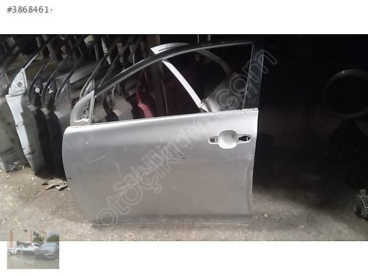 TOYOTA COROLLA Sağ Ön Kapı - Ünallar Oto Çıkma Parçaları