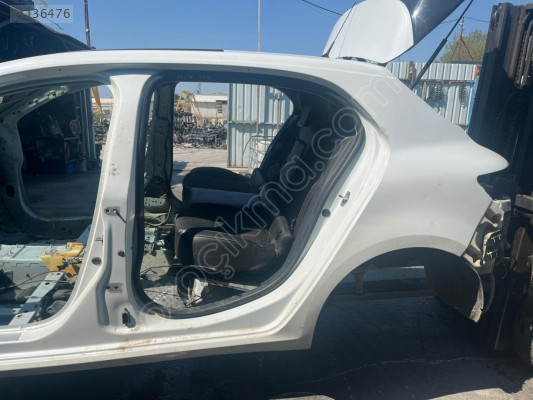 RENAULT MEGANE4 SOL ARKA KESME ÇAMURLUK OTO FEDAİ