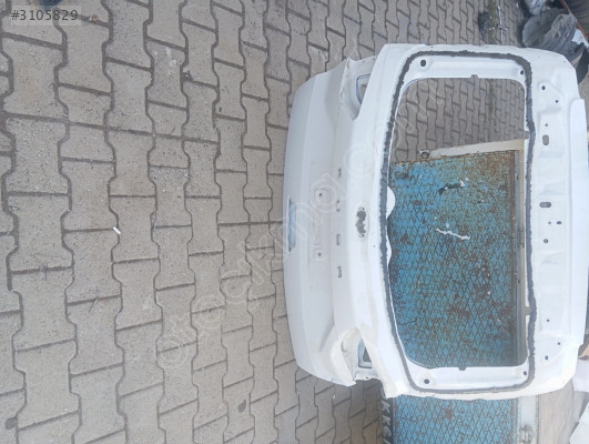 Ford Kuga arka bagajı 2019 2024 arası