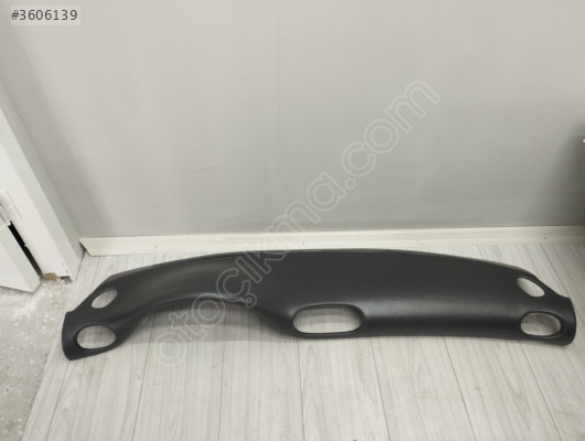 HYUNDAİ ACCENT 1995-2000 ARASI  ÖN GÖĞÜS ÜST KAPLAMASI SIFIR
