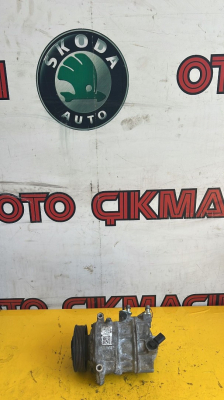 Volkswagen T6 klima kompresörü 7E0820803M