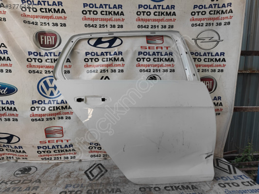 Volkswagen Golf 7 sağ arka kapı