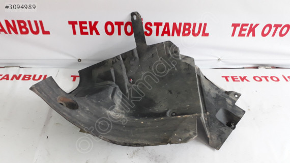 Mercedes E 207 DAVLUMBAZ SAĞ ÖN