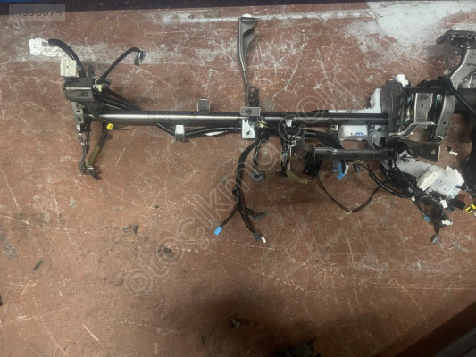 HONDA CİVİC FE1 GÖĞÜS DEMİRİ 2021-2024