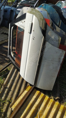 Escort sol arka kapı çıkma