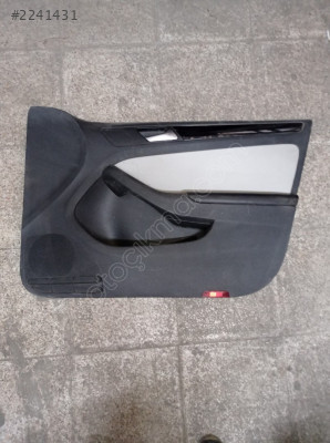 5C7867012 11-15 JETTA ORJ. ÇIKMA SAĞ ÖN KAPI DÖŞEMESİ