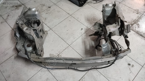 Renault Clio Symbol Komple Ön Şase Sağ Sol Kesme Kupa (98-08)