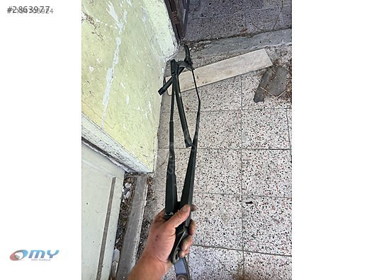 RENAULT CLİO 3 ÖN CAM SİLECEK KOLLARI