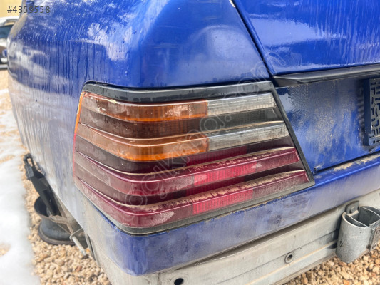 W124 MERCEDES ARKA STOP SAĞ SOL ÇIKMA ÜRÜN