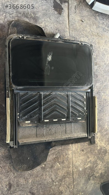 2005-2008 Vectra C Sanruf Camı Çerçevesi Perdesi Motoru Orj Çıkma