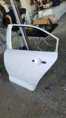 Toyota corolla 2022 model sol arka kapi