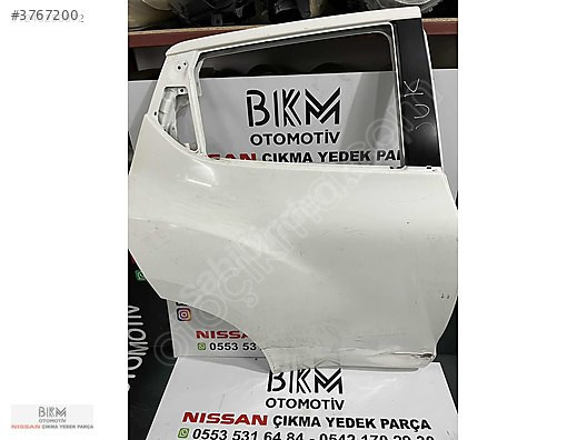 Nissan Juke Sağ Arka Kapı
