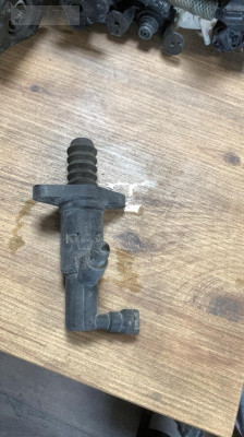 Debriyaj Merkezi Alt 1K0721261L Caddy Passat Jetta